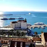 Centar, Stari Grad Apartment *